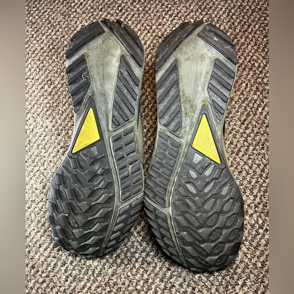 nike react pegasus trail 4 gore-tex (9.5) medium olive (worn once) - Picture 4 of 5